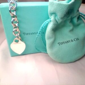 Tiffany & Co Heart Tag bracelet pouch, box, and bag